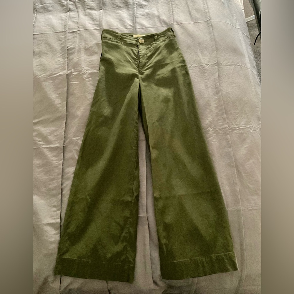 Anthropologie Maeve Cropped pants Olive 
size 24 worn once and washed orig $120